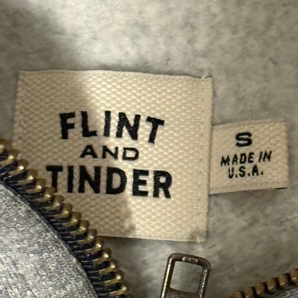 Flint and Tinder 10 year zip hoodie Made In USA - Picture 5 of 5